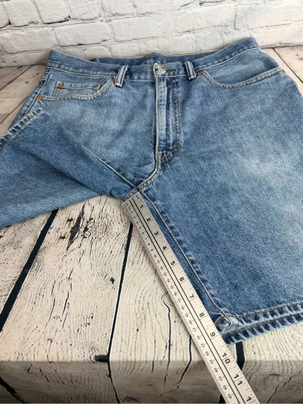 Levis description timeless